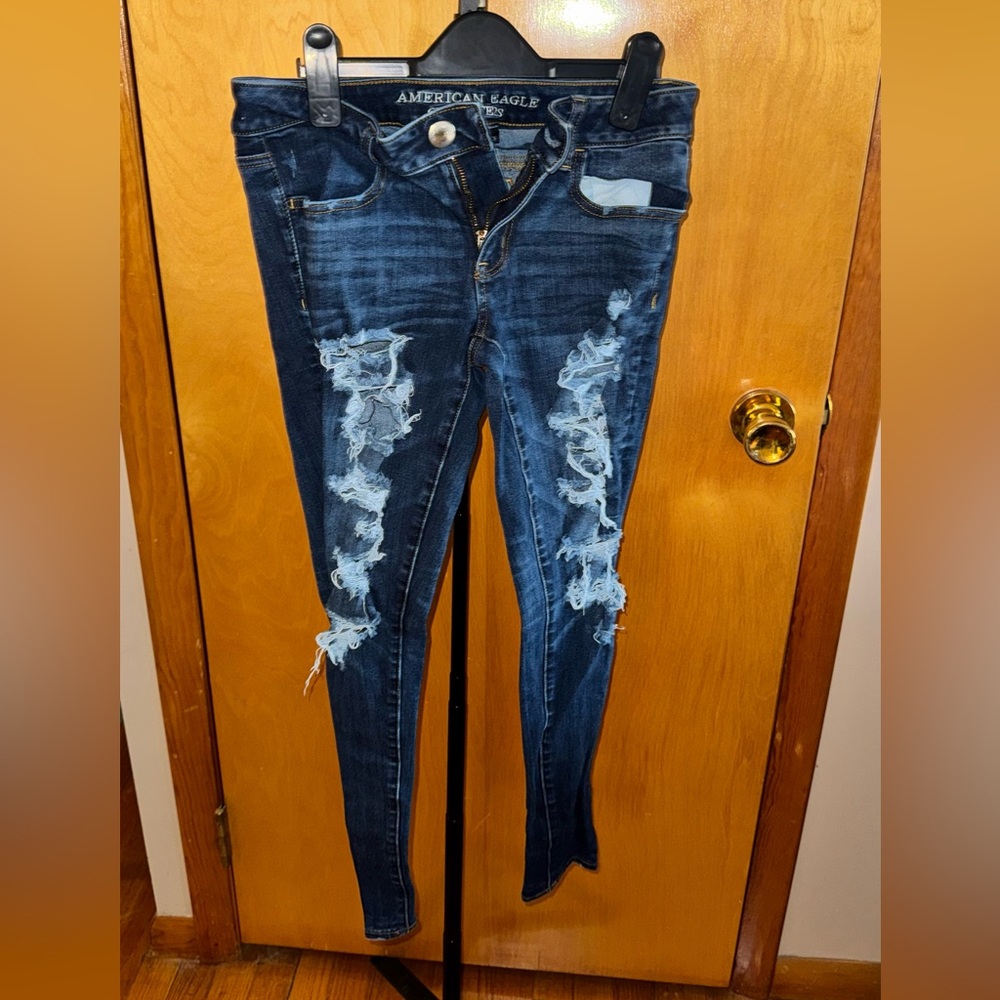 American Eagle Outfitters Distressed Dark Blue Skinny Jeans